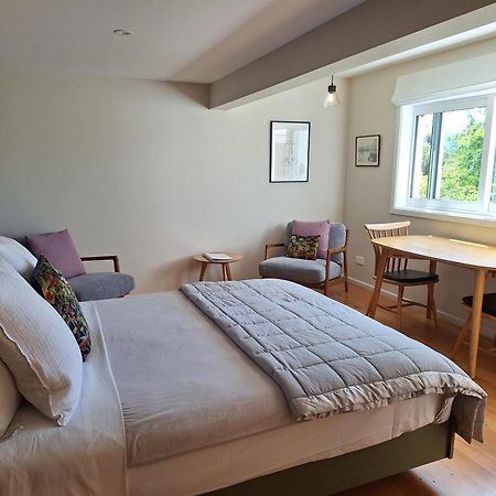Kowhai Studio -Private Opposite Golf Course In Central 瓦纳卡 外观 照片