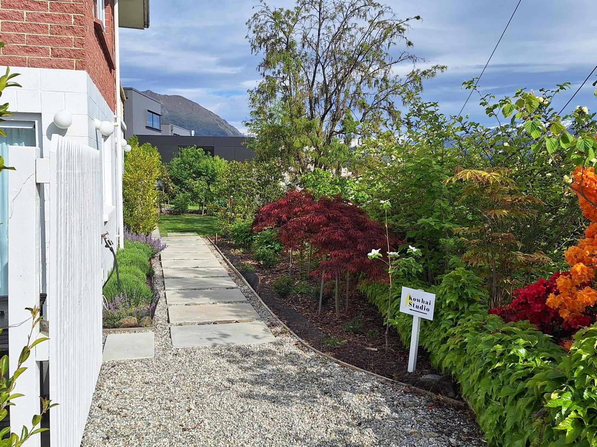 Kowhai Studio -Private Opposite Golf Course In Central 瓦纳卡 外观 照片