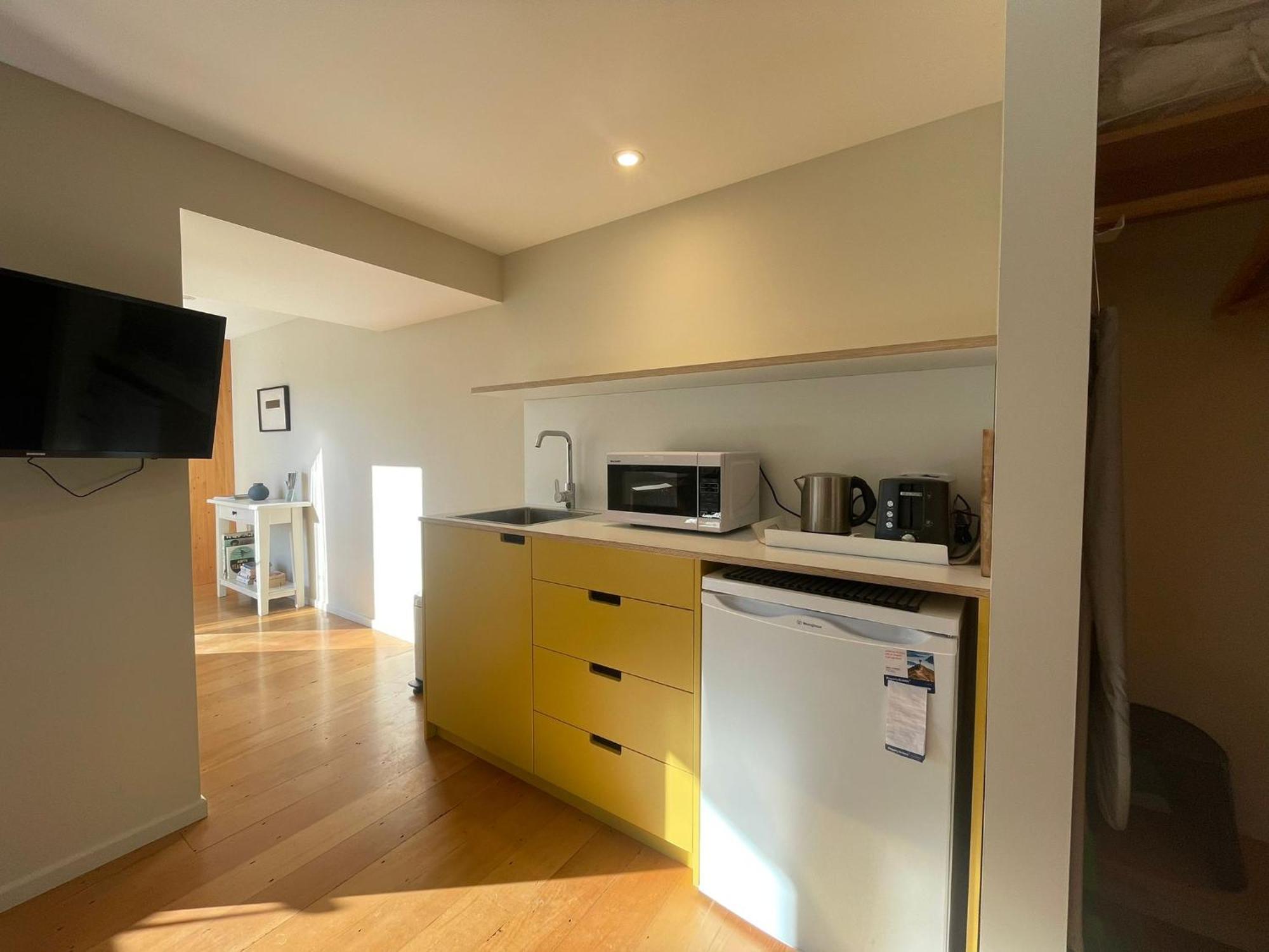 Kowhai Studio -Private Opposite Golf Course In Central 瓦纳卡 外观 照片