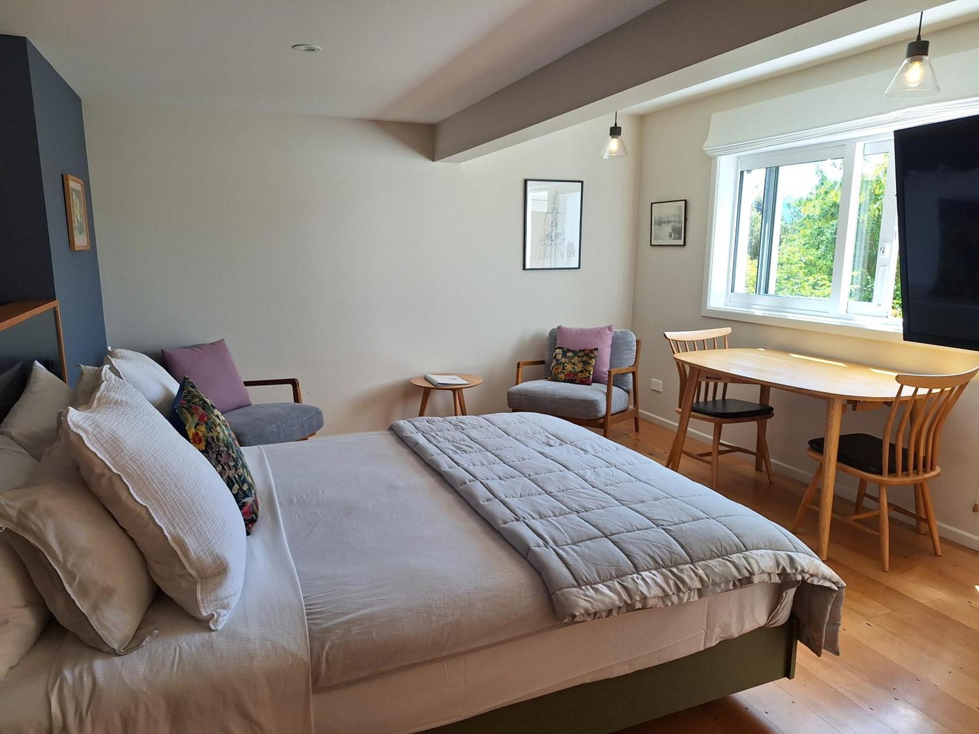 Kowhai Studio -Private Opposite Golf Course In Central 瓦纳卡 外观 照片